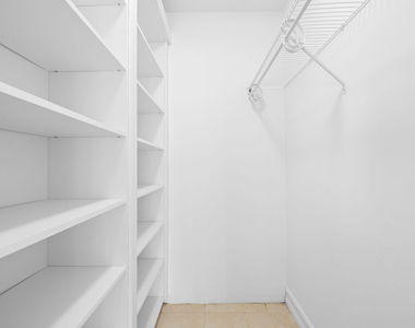 580 Se 5th Street - Photo Thumbnail 15