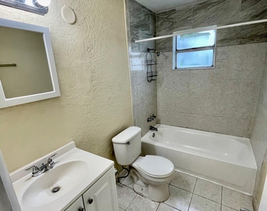 22 Nw 8th Avenue - Photo Thumbnail 6