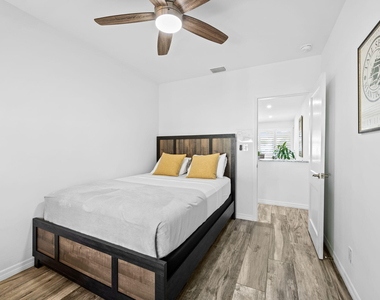 1300 Sw 17th Street - Photo Thumbnail 20
