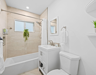 1300 Sw 17th Street - Photo Thumbnail 15