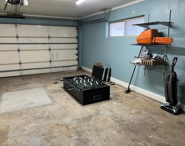 5900 Nw 82nd Circle - Photo Thumbnail 19