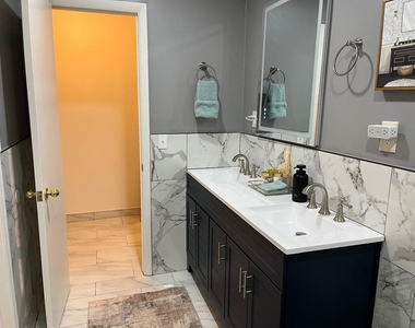 5900 Nw 82nd Circle - Photo Thumbnail 16
