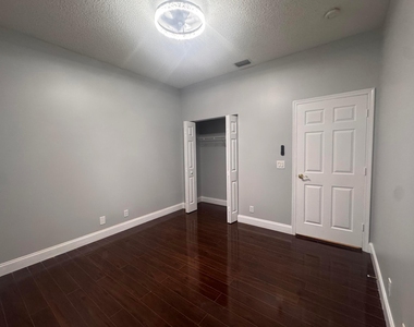 4044 Nw 62nd Court - Photo Thumbnail 13