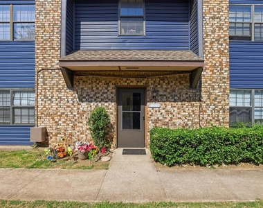 401 12th Street - Photo Thumbnail 6