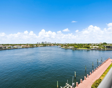 511 Bayshore Drive - Photo Thumbnail 16