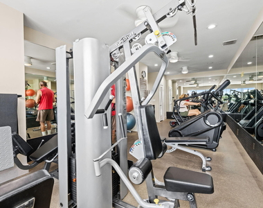511 Bayshore Drive - Photo Thumbnail 19