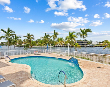 511 Bayshore Drive - Photo Thumbnail 20