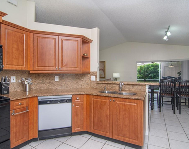 4297 Pine Ridge Court - Photo Thumbnail 13