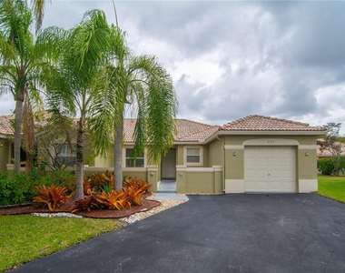 4297 Pine Ridge Court - Photo Thumbnail 24