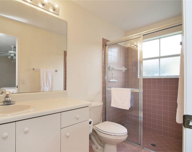 4297 Pine Ridge Court - Photo Thumbnail 18