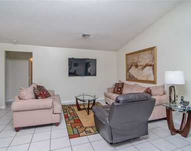 4297 Pine Ridge Court - Photo Thumbnail 7