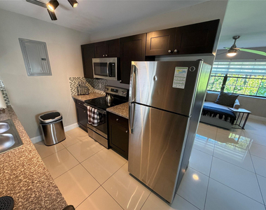 608 Ne 29th Drive - Photo Thumbnail 9
