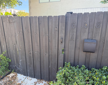 608 Ne 29th Drive - Photo Thumbnail 4