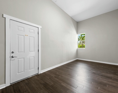 15503 Temple Boulevard - Photo Thumbnail 39
