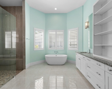 15503 Temple Boulevard - Photo Thumbnail 25