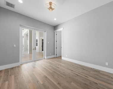 15503 Temple Boulevard - Photo Thumbnail 35