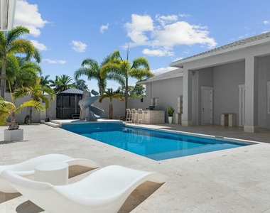 15503 Temple Boulevard - Photo Thumbnail 48