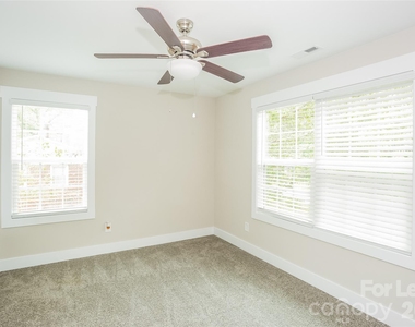 117 Fort Worth Avenue - Photo Thumbnail 10