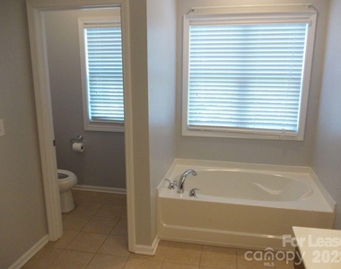 9525 Burford Lane Nw - Photo Thumbnail 8