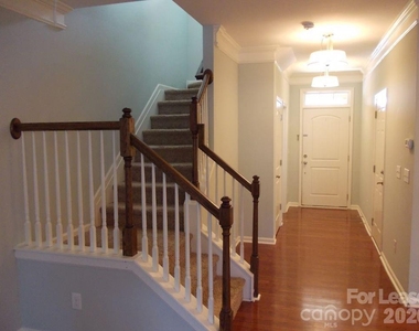 9525 Burford Lane Nw - Photo Thumbnail 6