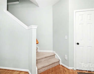 9446 Cadman Court - Photo Thumbnail 14