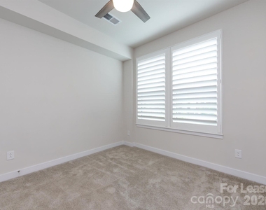 413 Spearfield Lane - Photo Thumbnail 6