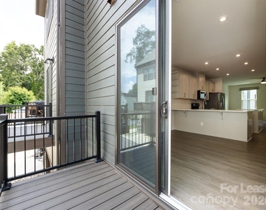 413 Spearfield Lane - Photo Thumbnail 14