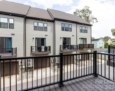 413 Spearfield Lane - Photo Thumbnail 13