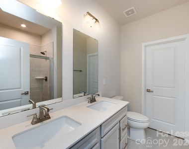 413 Spearfield Lane - Photo Thumbnail 29