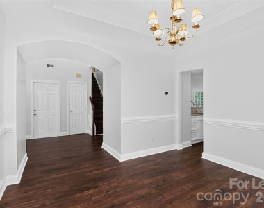 11300 Valerian Court - Photo Thumbnail 3