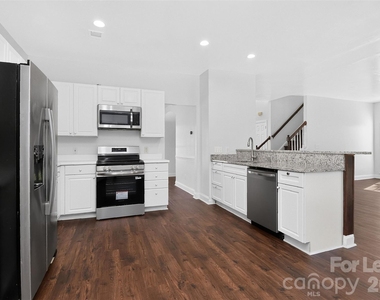 11300 Valerian Court - Photo Thumbnail 6