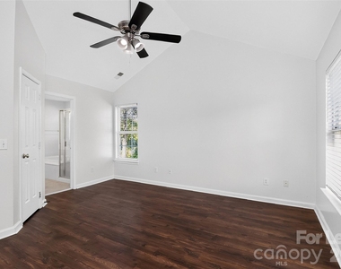 11300 Valerian Court - Photo Thumbnail 20