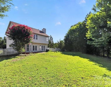 11300 Valerian Court - Photo Thumbnail 29