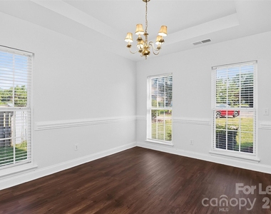 11300 Valerian Court - Photo Thumbnail 2