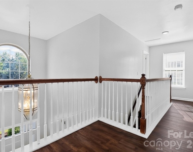 11300 Valerian Court - Photo Thumbnail 12