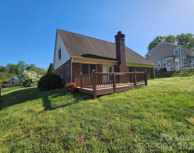 151 Woodfern Place - Photo Thumbnail 34