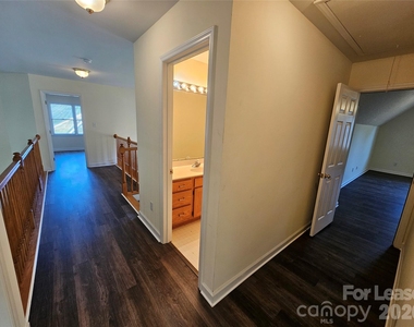 151 Woodfern Place - Photo Thumbnail 24