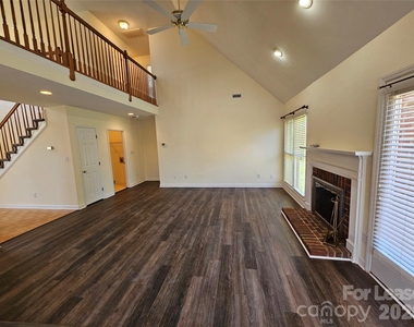 151 Woodfern Place - Photo Thumbnail 7