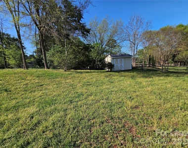 151 Woodfern Place - Photo Thumbnail 38