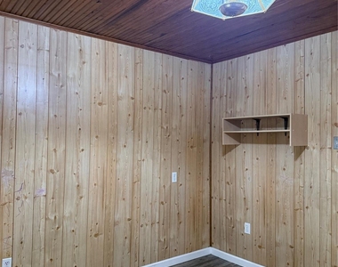 1547 N Piedmont Avenue - Photo Thumbnail 8
