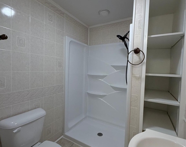 1547 N Piedmont Avenue - Photo Thumbnail 14