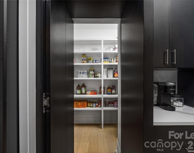 10119 Laurier Lane - Photo Thumbnail 15