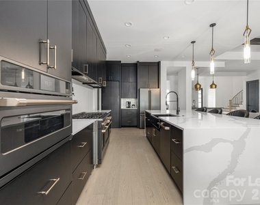 10119 Laurier Lane - Photo Thumbnail 16