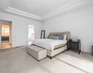 10119 Laurier Lane - Photo Thumbnail 26