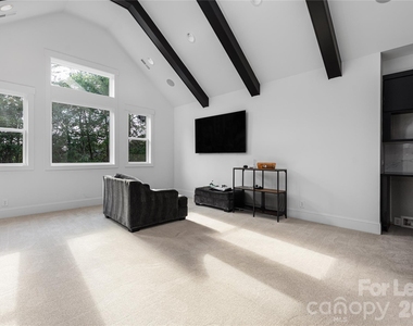 10119 Laurier Lane - Photo Thumbnail 40