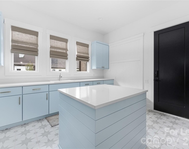 10119 Laurier Lane - Photo Thumbnail 22