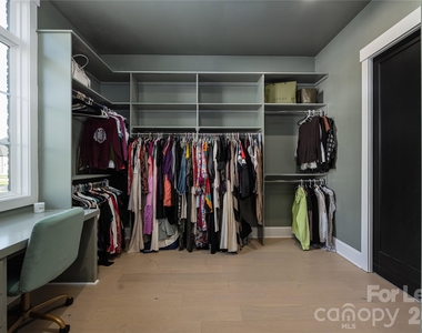 10119 Laurier Lane - Photo Thumbnail 35
