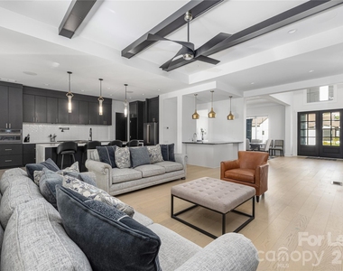 10119 Laurier Lane - Photo Thumbnail 10