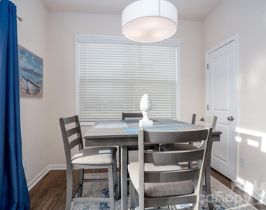 8119 Sheffield Drive - Photo Thumbnail 15