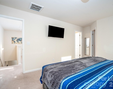 8119 Sheffield Drive - Photo Thumbnail 27